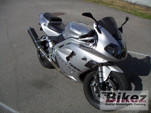 2002 Triumph Daytona 955i photo